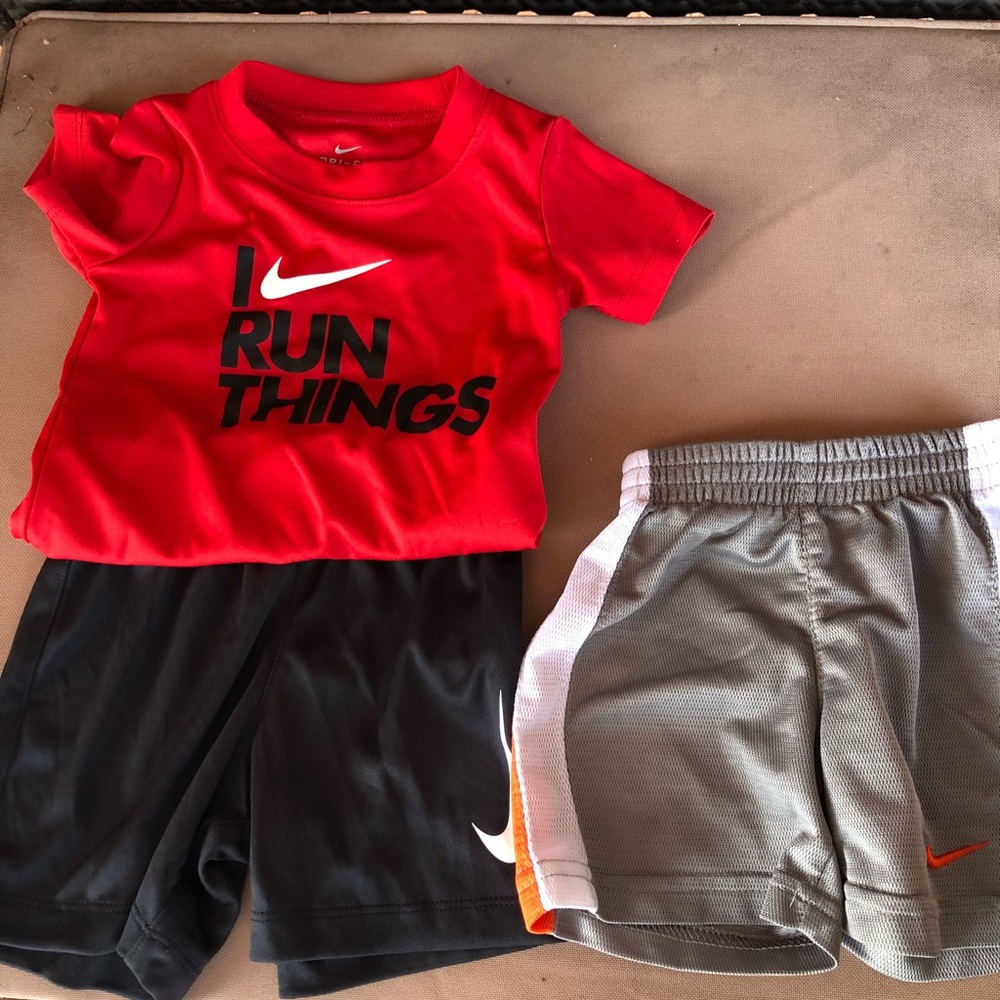 18 months Nike boy clothes
